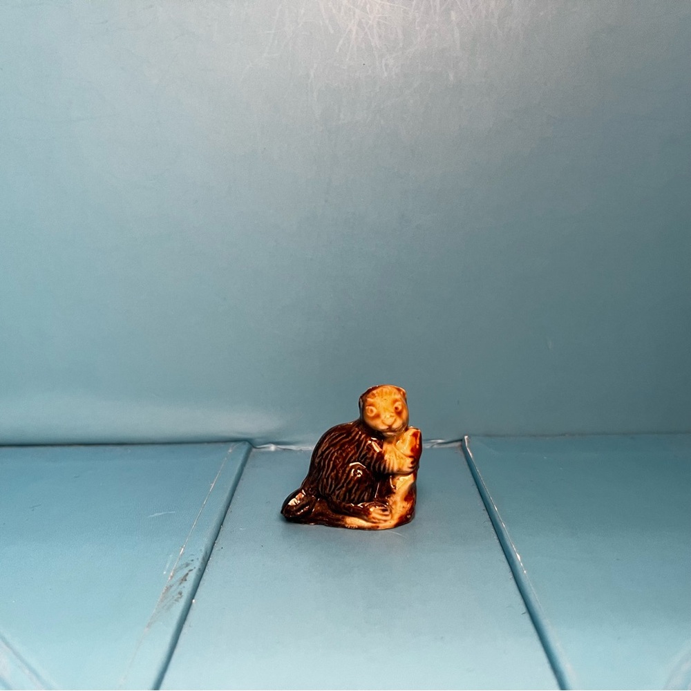 Wade Whimsies - Red Rose Tea - Beaver